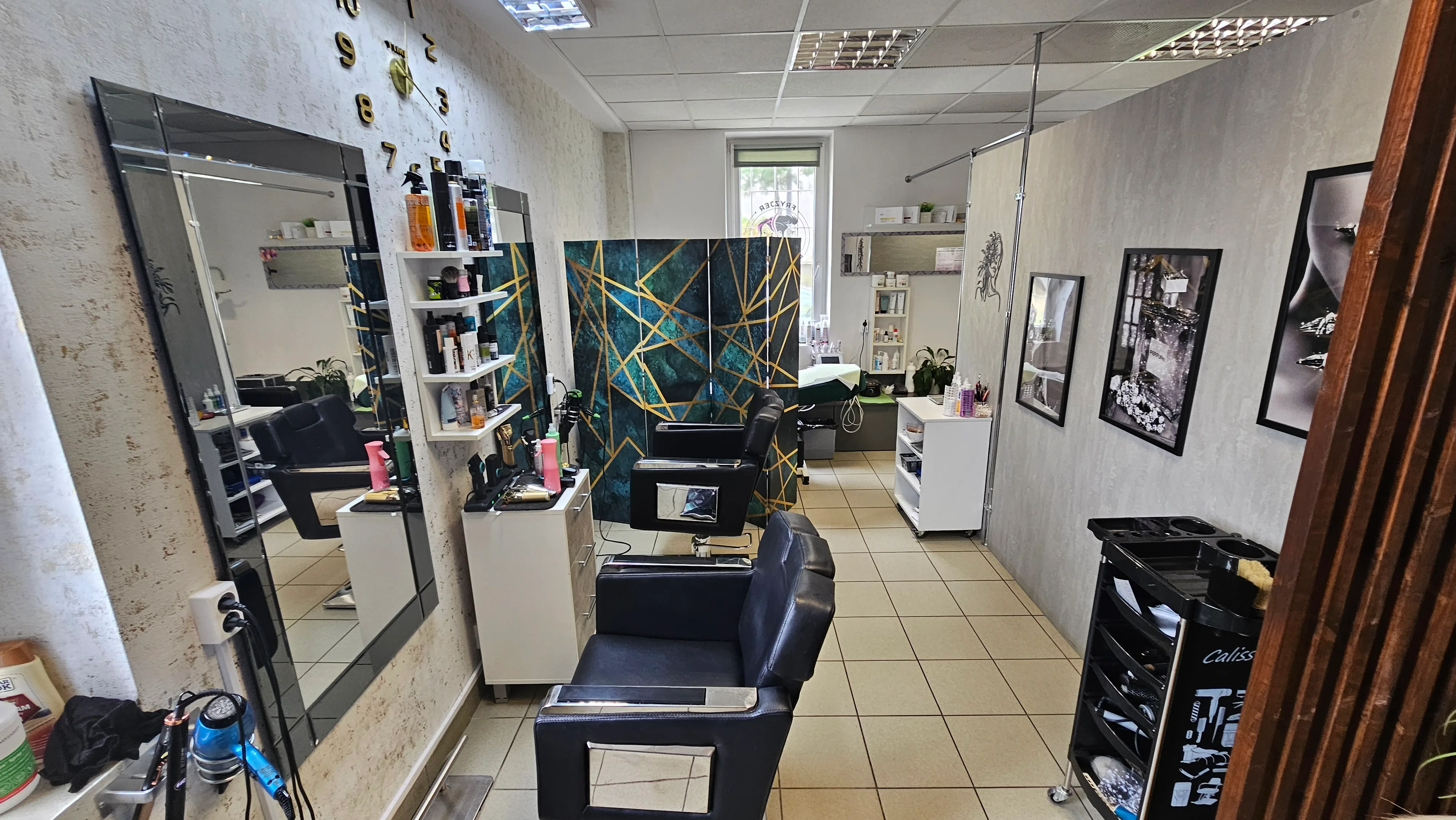 Strefa fryzjerska w salonie Beauty Style