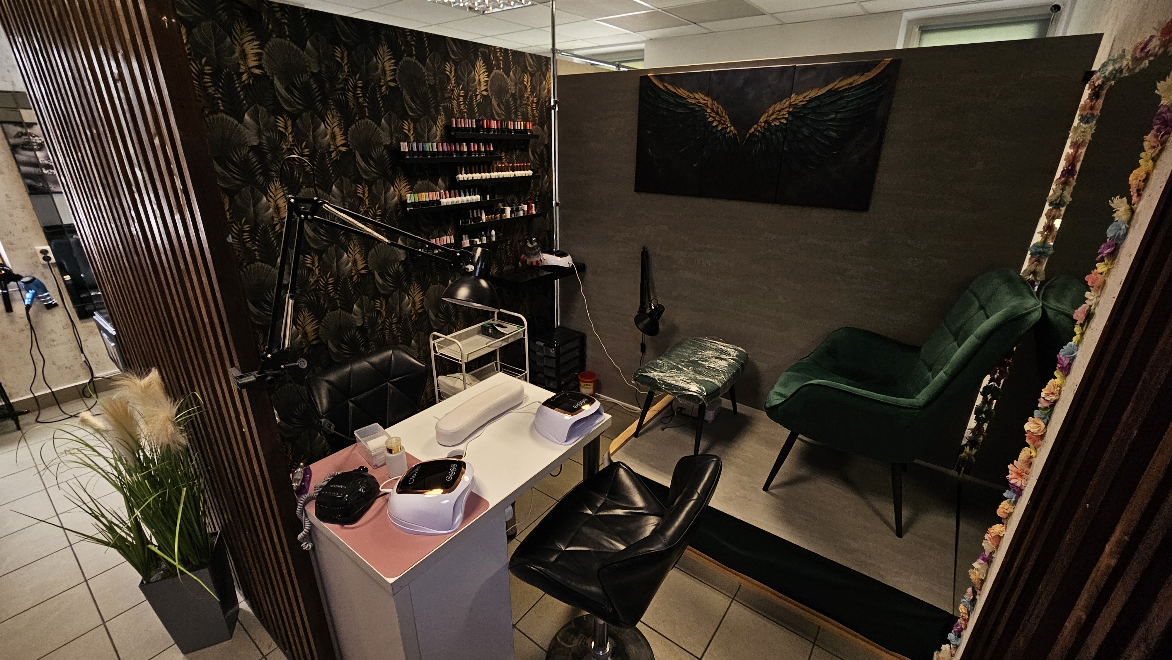 Stanowisko manicure i pedicure w Beauty Style