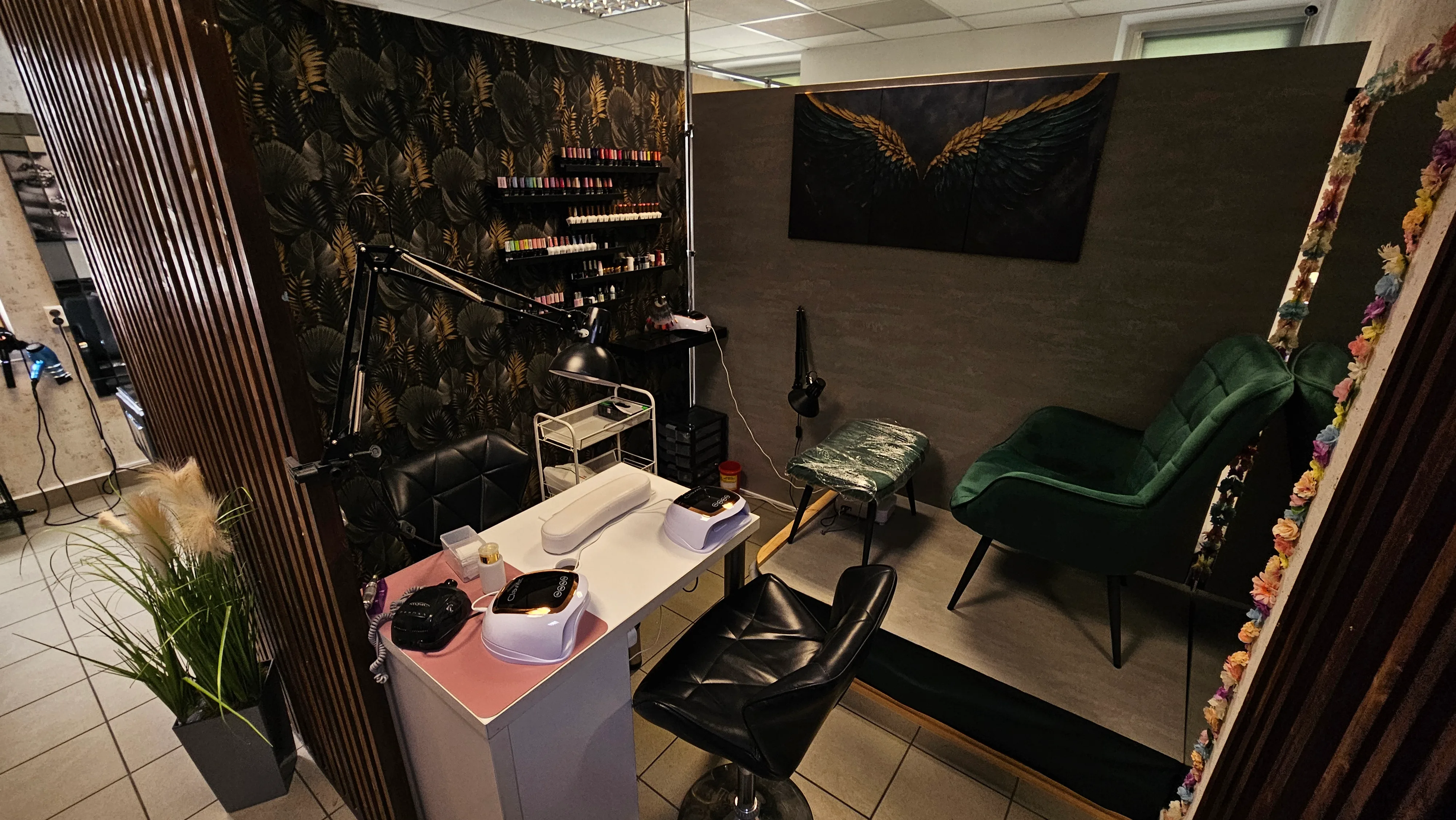 Stanowisko manicure i pedicure w Beauty Style